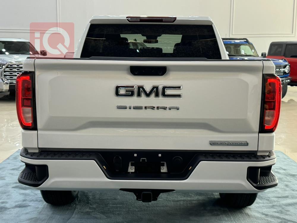 GMC Sierra